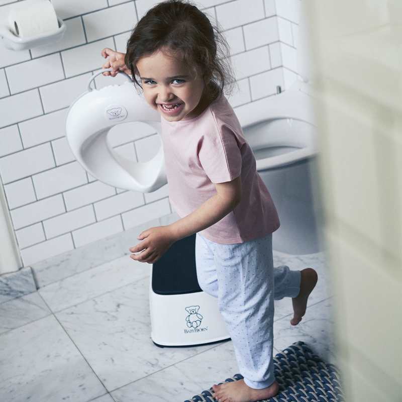 Réducteur de toilette blanc et gris BabyBjörn