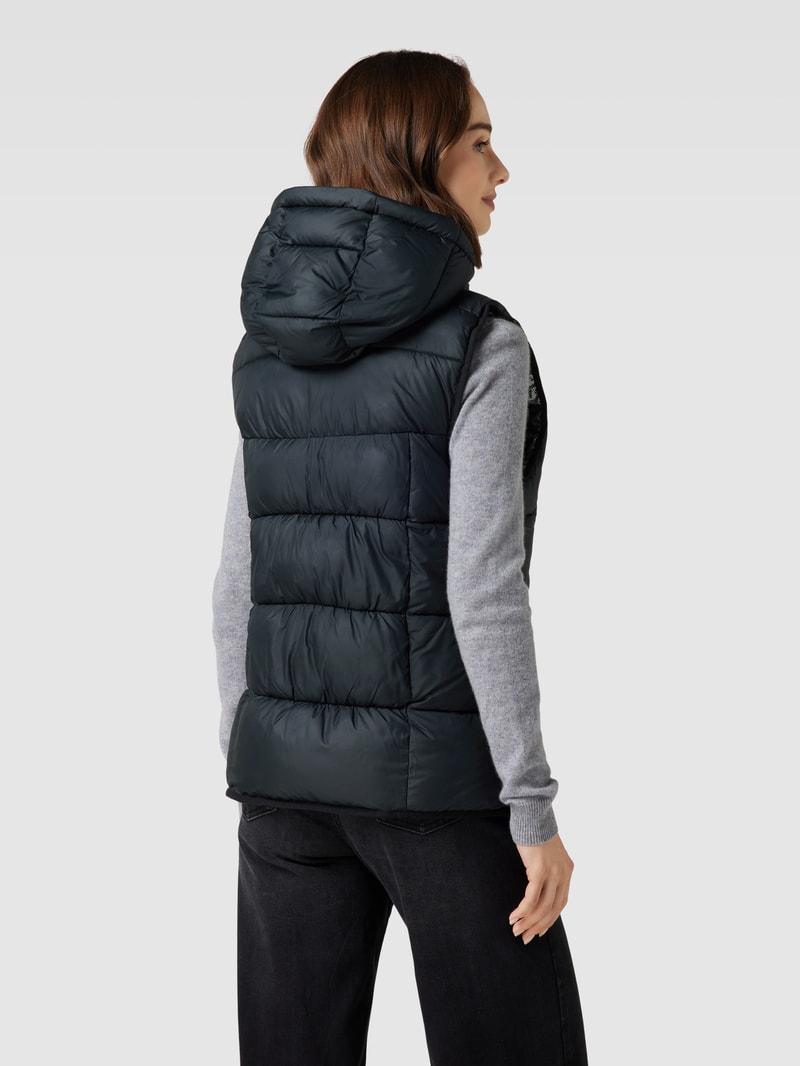 Steppweste mit Kapuze Modell 'PIKE LAKE II INSULATED VEST' in schwarz