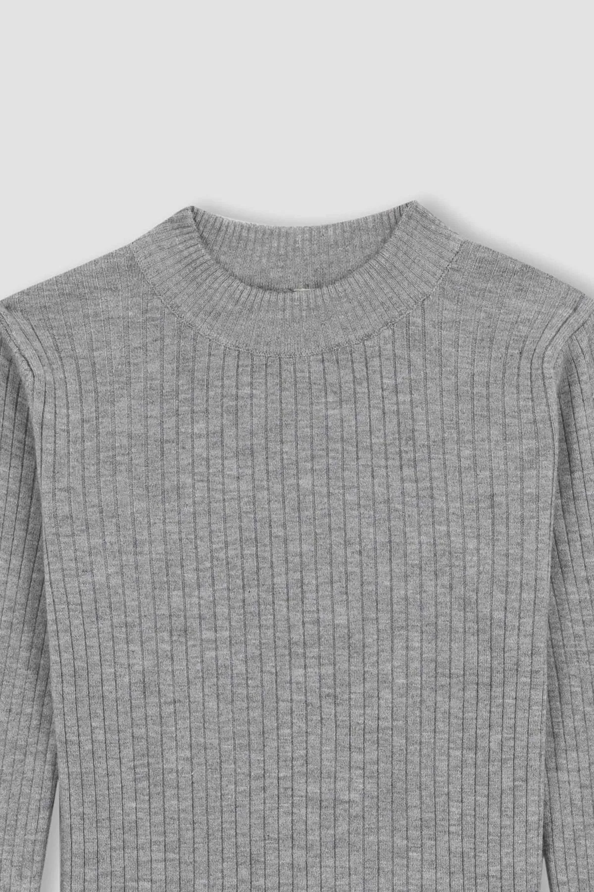 DeFacto  Mädchenpullover mit Rundhalsausschnitt A2292a823wn