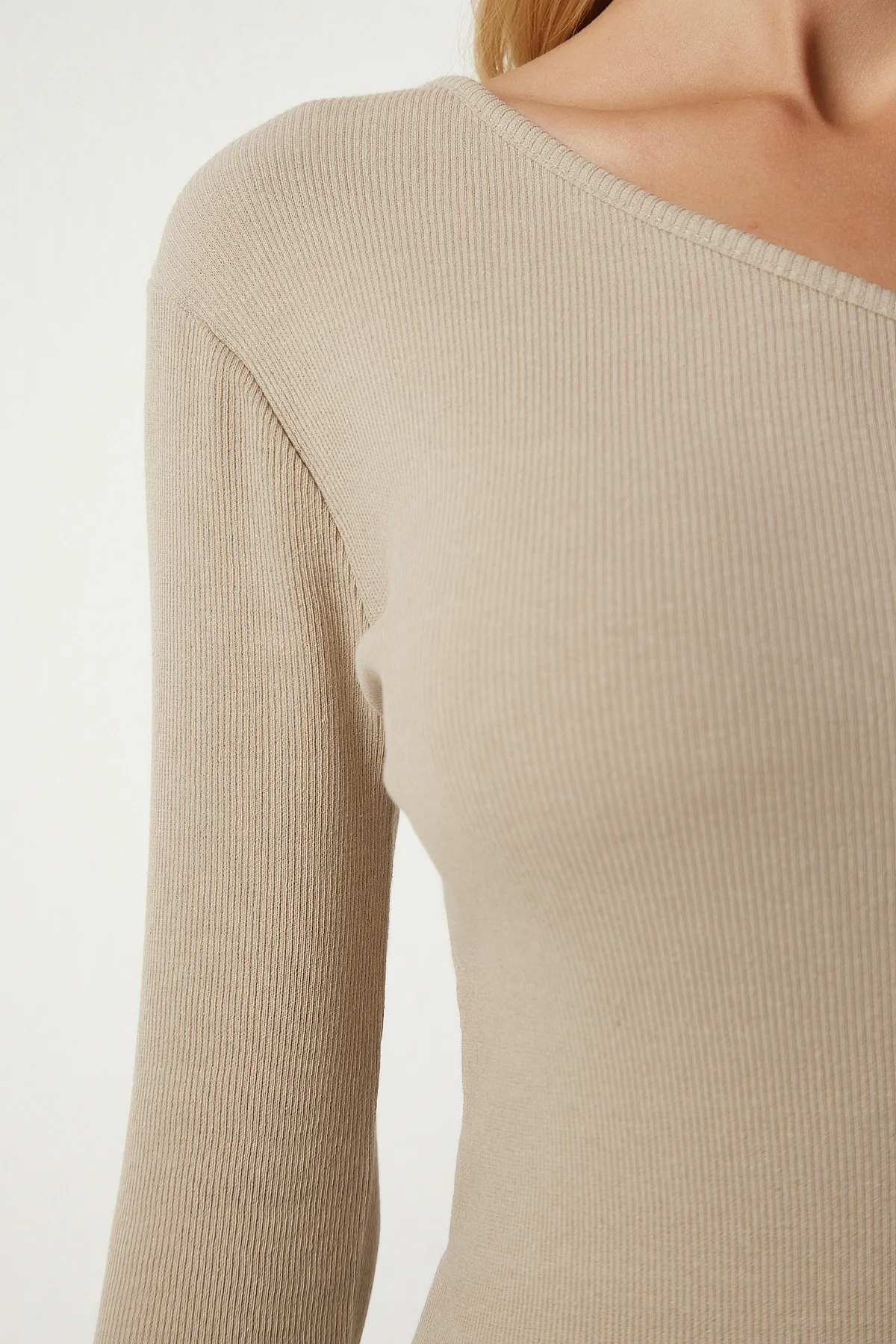 Happiness İstanbul  Beigefarbenes, schulterfreies, figurbetontes Cordkleid für Damen GT00225