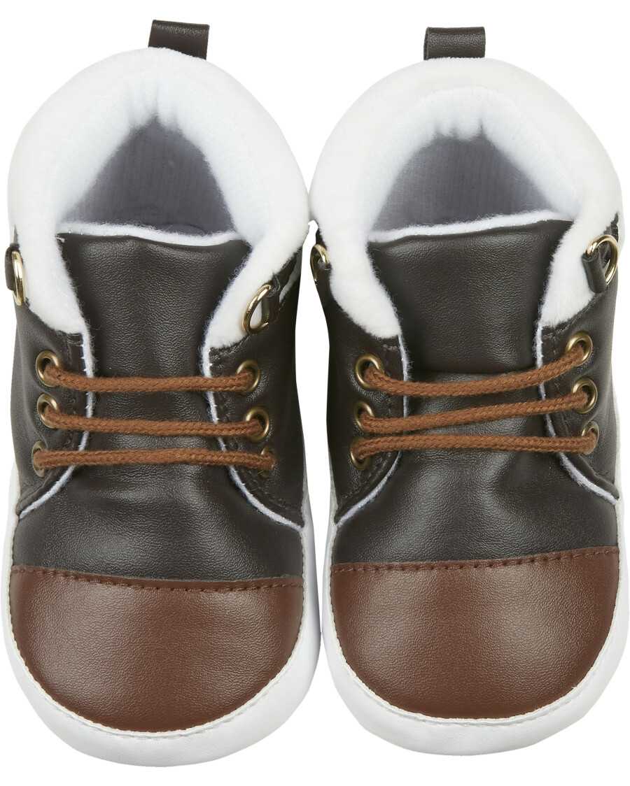 Babyschuhe in Lederoptik