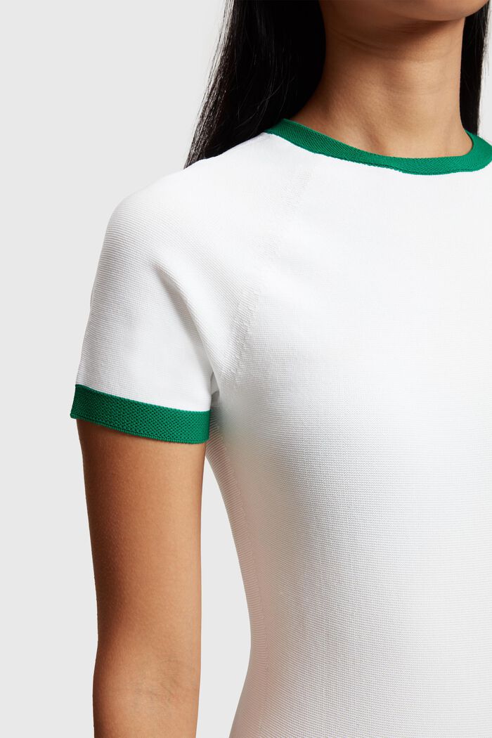 Nahtlos verarbeitetes Strickkleid mit Rundhalsausschnitt