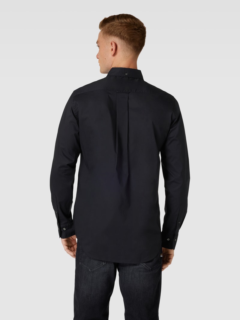 Regular Fit Freizeithemd mit Brusttasche Modell 'POPLIN' in schwarz