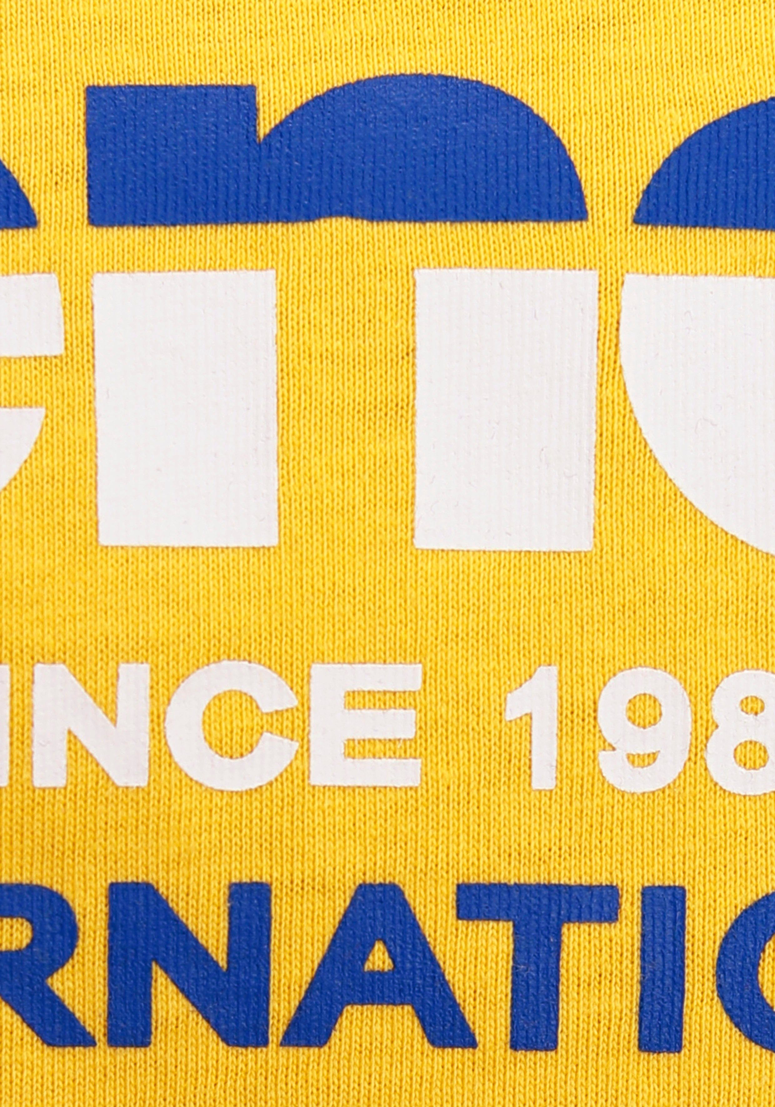 Bench. T-Shirt mit Logo im Farbverlauf