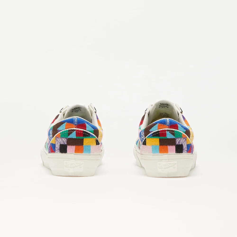 Vans Old Skool LX Love Wins Multi VN0A4BVFBMB1 / bunt