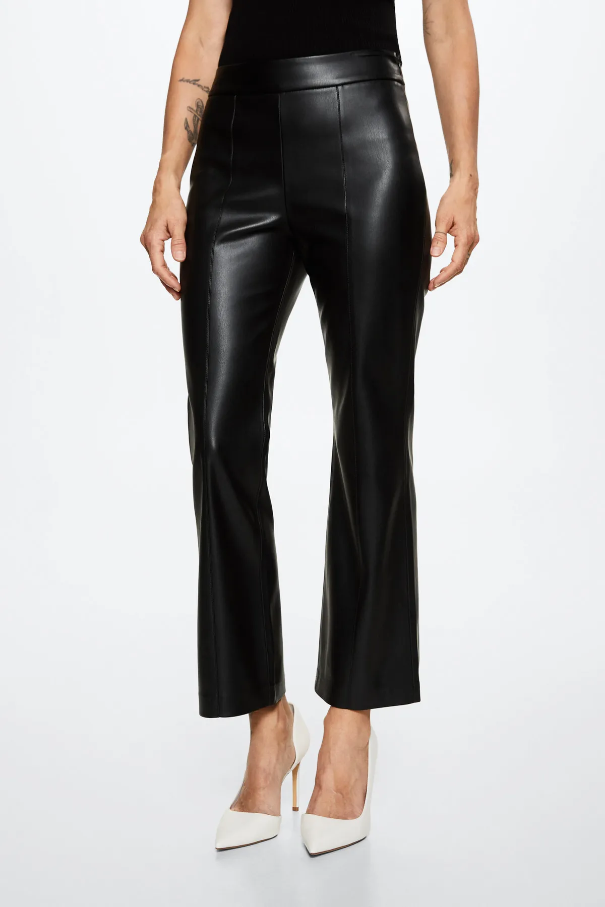 MANGO  37015904 Hosen und Leggings Schwarz