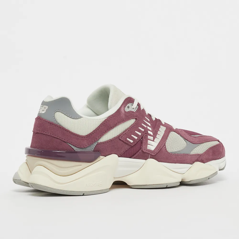 New Balance 9060 U9060VNA / rot