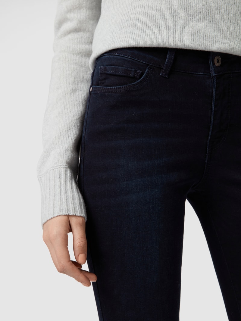 Skinny Fit Jeans mit Stretch-Anteil in dunkelblau
