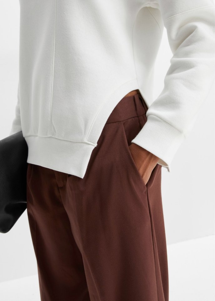 Sweatshirt mit Cut-Out und Wording
