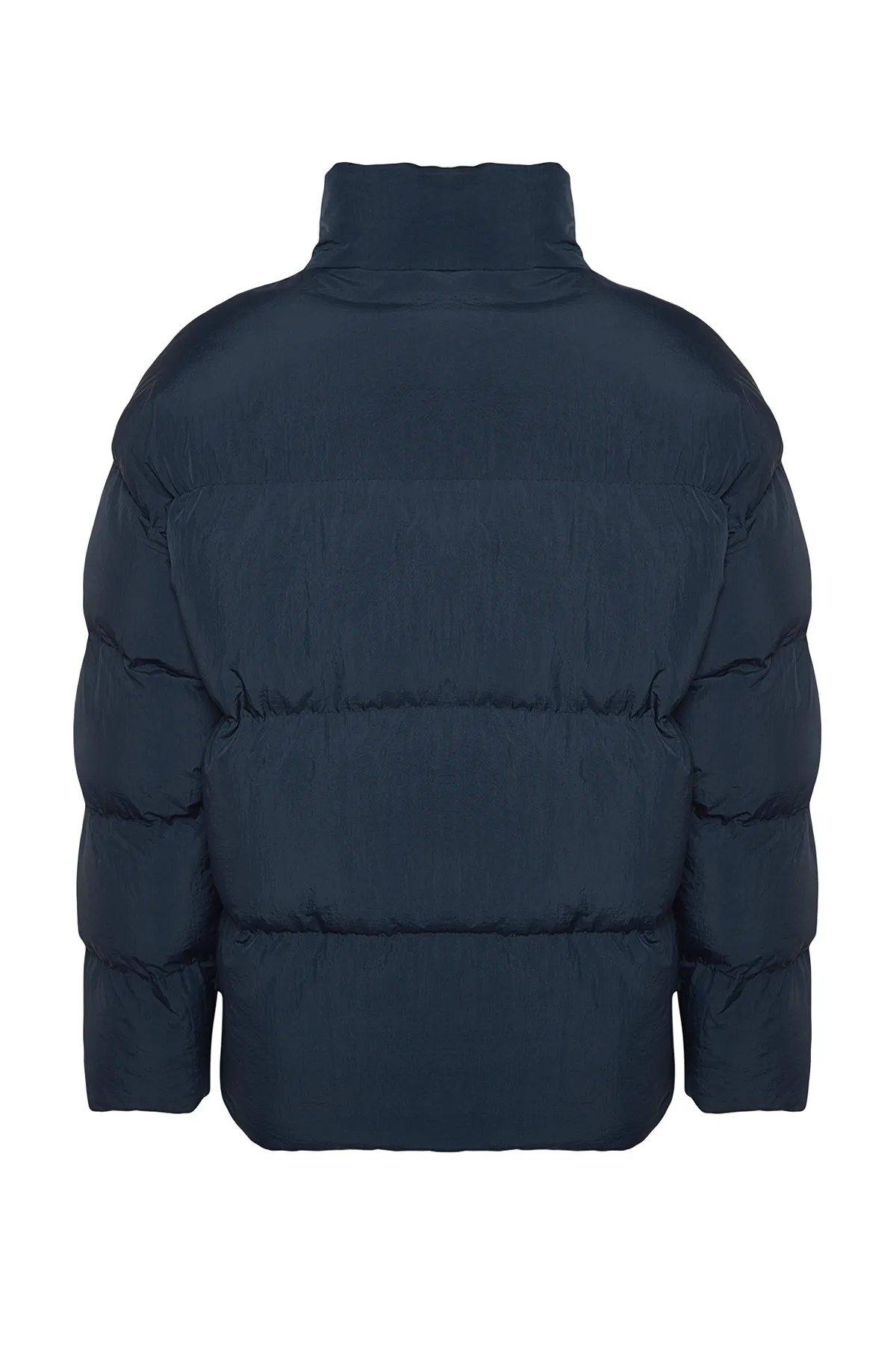 Trendyol Collection  Marineblaue Unisex-Pufferjacke in Oversize-Passform mit Stehkragen TMNAW24MO00003