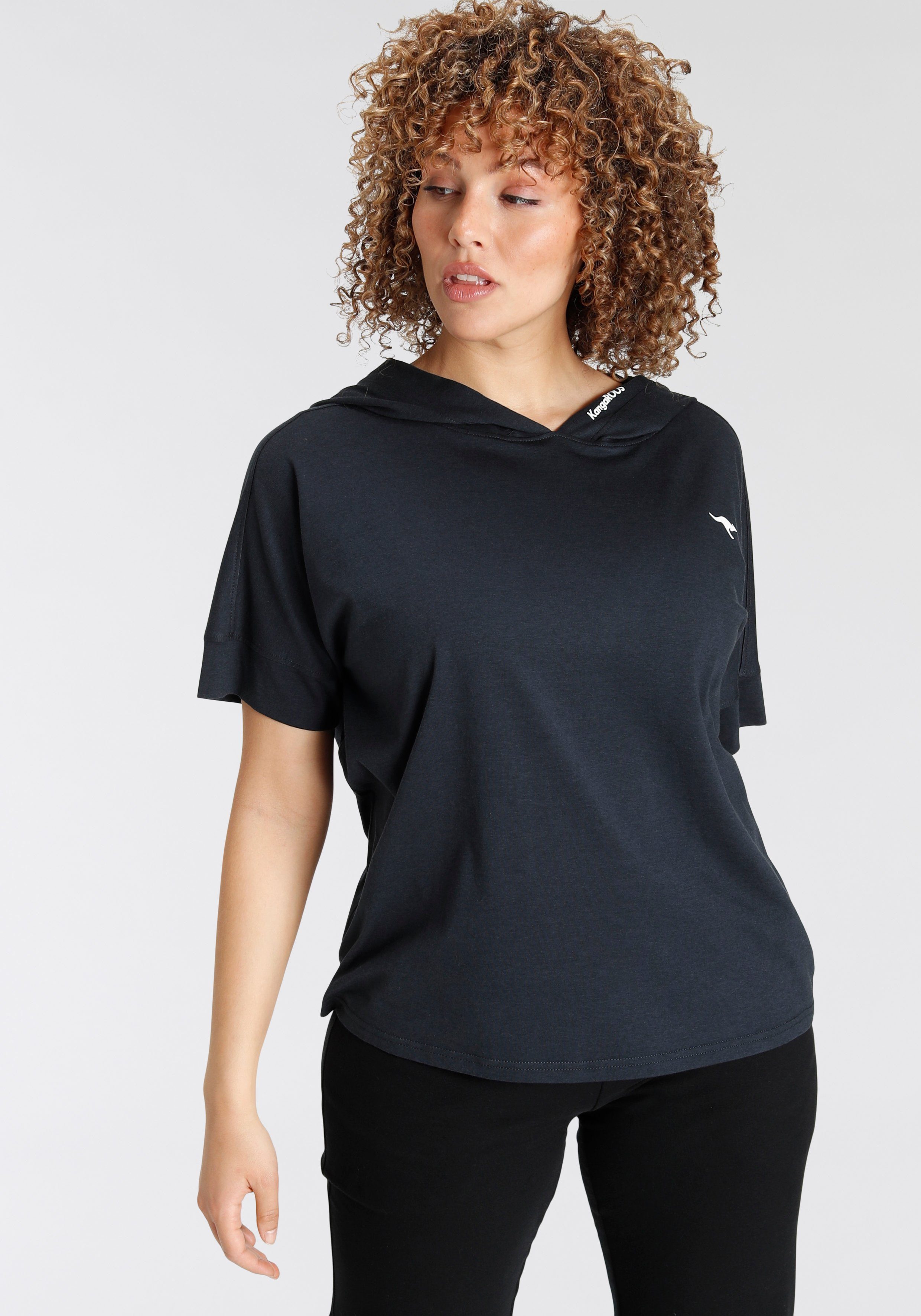 KangaROOS T-Shirt