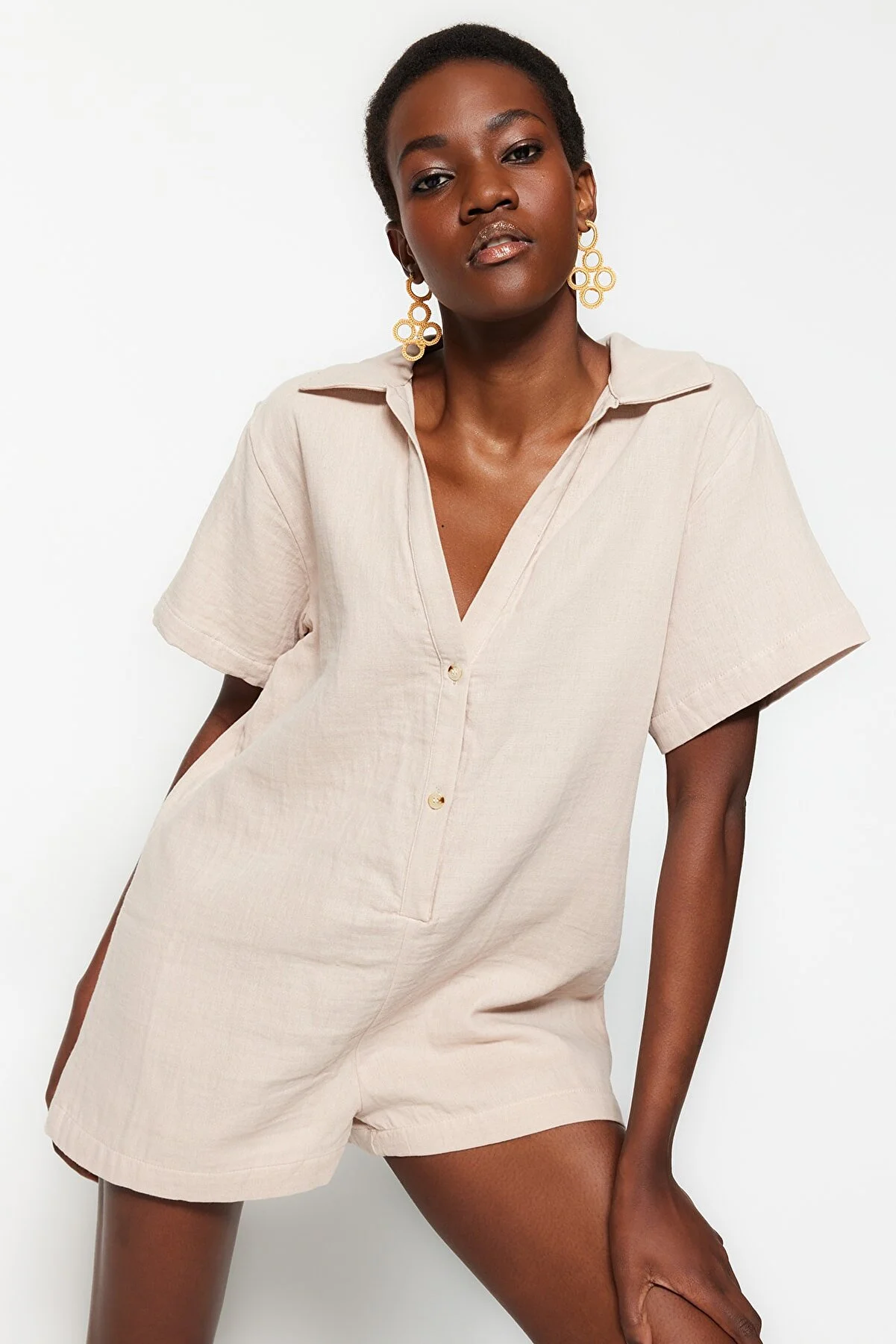 Trendyol Collection  Braut-Overall aus gewebtem Musselin in Ecru mit weiter Passform aus 100 % Baumwolle TBESS23TU00001
