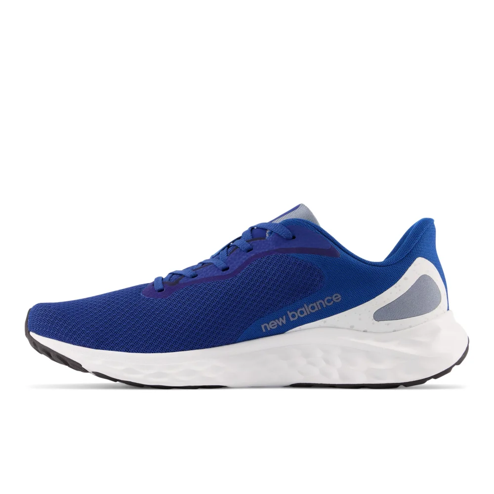 New Balance Fresh Foam Arishi v4 MARISLB4 / blau