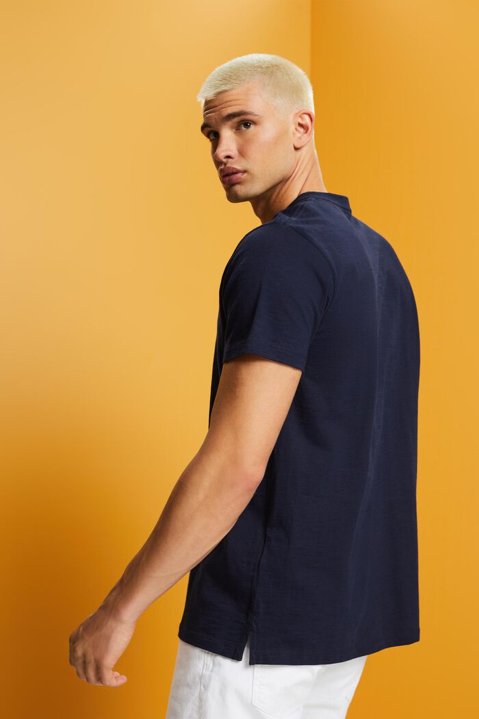 Henley-T-Shirt aus Baumwolle