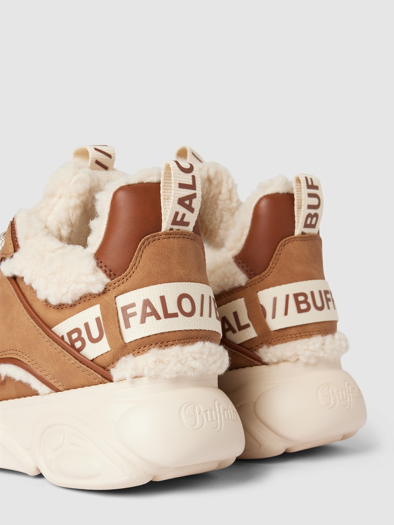 Schnürboots mit Teddyfellbesatz Modell 'CHAI' in hellbraun