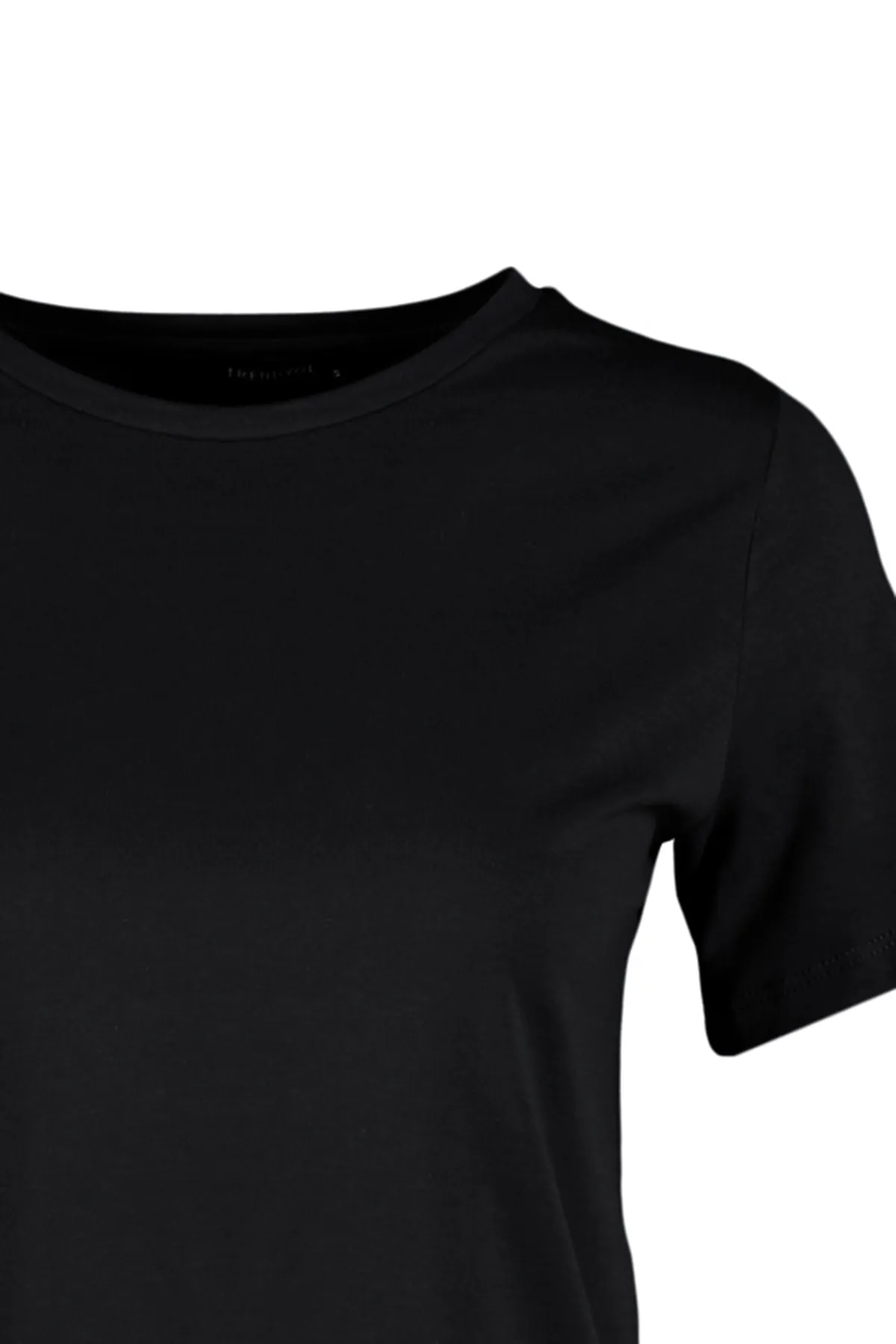 Trendyol Collection  Schwarzes Basic-Strick-T-Shirt mit Rundhalsausschnitt aus 100 % Baumwolle TWOSS23TS00000