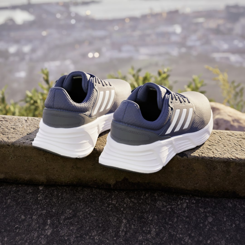 adidas Galaxy 6 GW4139 / blau
