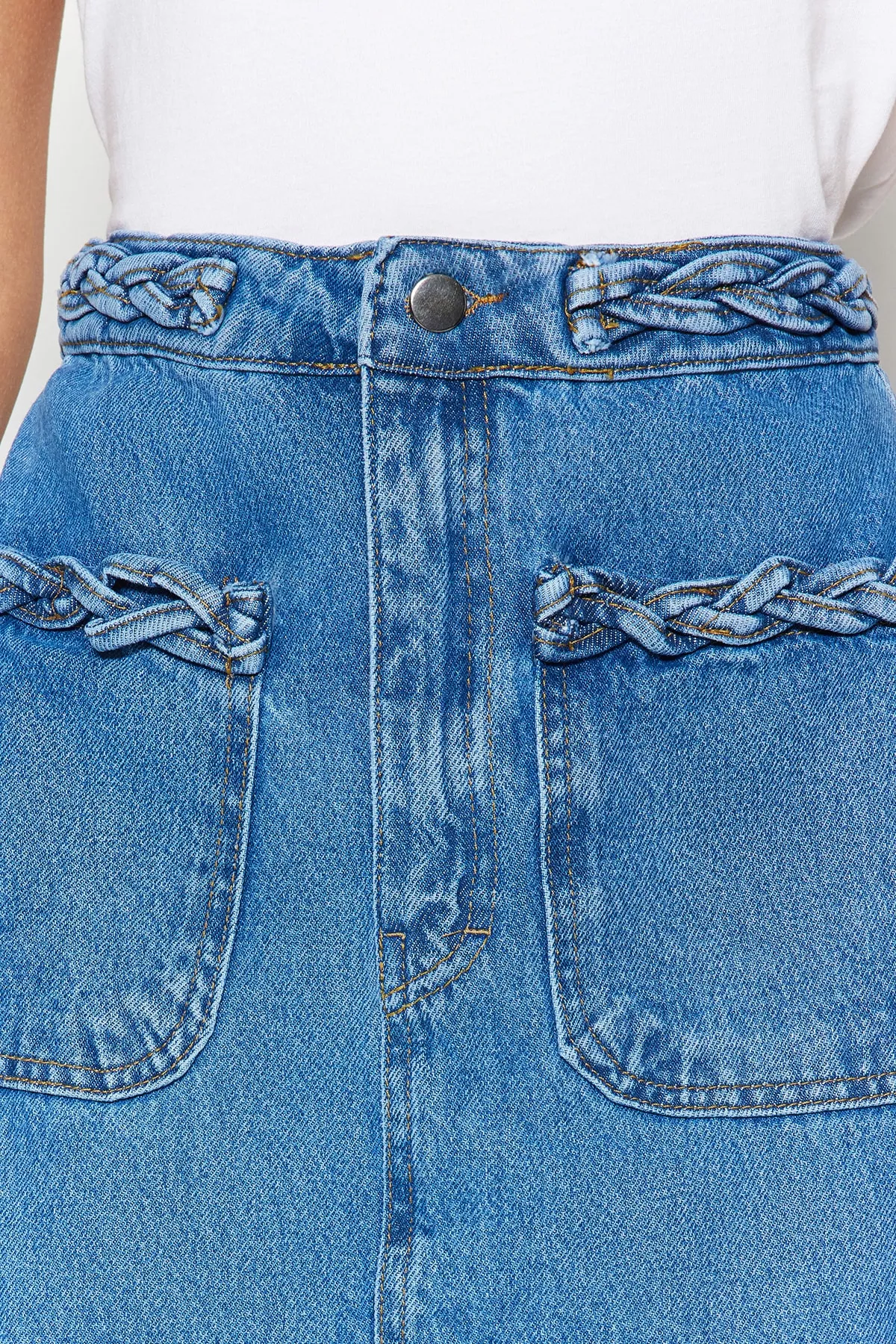 Trendyol Modest  Indigo-Jeansrock mit zwei Taschen aus Denim TCTSS23EE00000