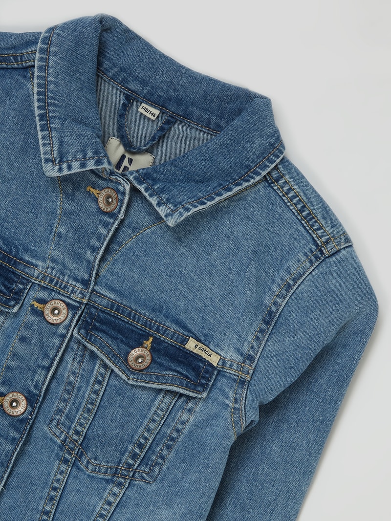 Slim Fit Jeansjacke mit Stretch-Anteil Modell 'Chiara ' in jeans