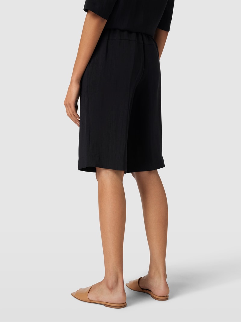 Bermudas mit Eingrifftaschen in schwarz