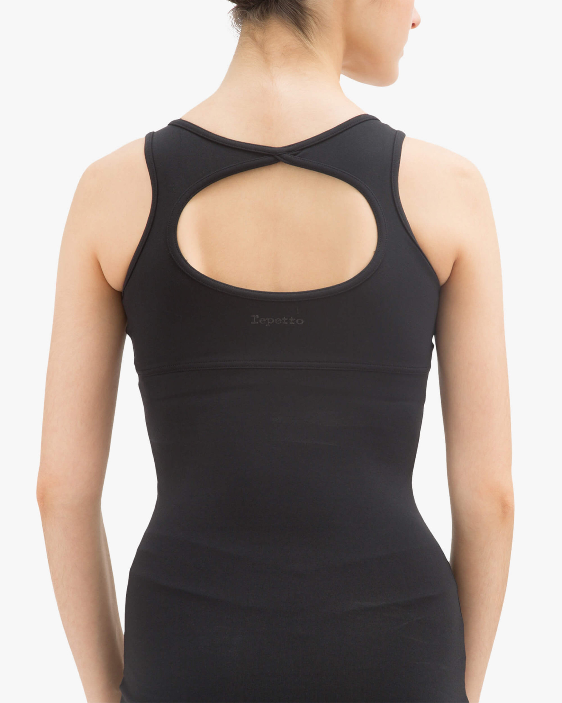Sleeveless long top