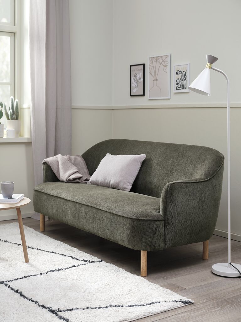 BREDAL BREDAL 2,5-Sitzer-Sofa in Olivgrün/Eiche