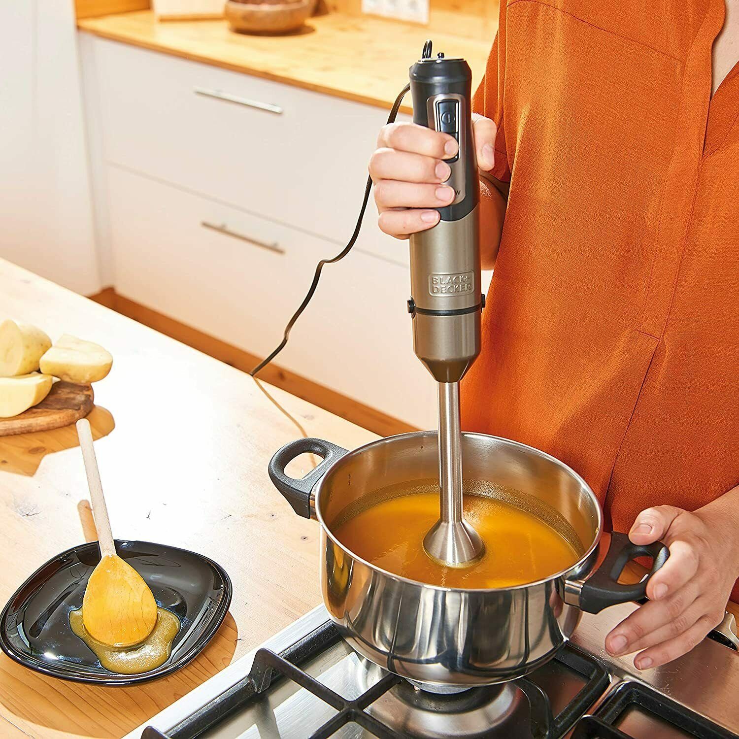 Black & Decker Stabmixer BXHBA 1000 W Stabmixer Edelstahl/Schwarz, 1000 W, 20 variabel Leistungsstufen + Turbotaste für maximale Leistung.