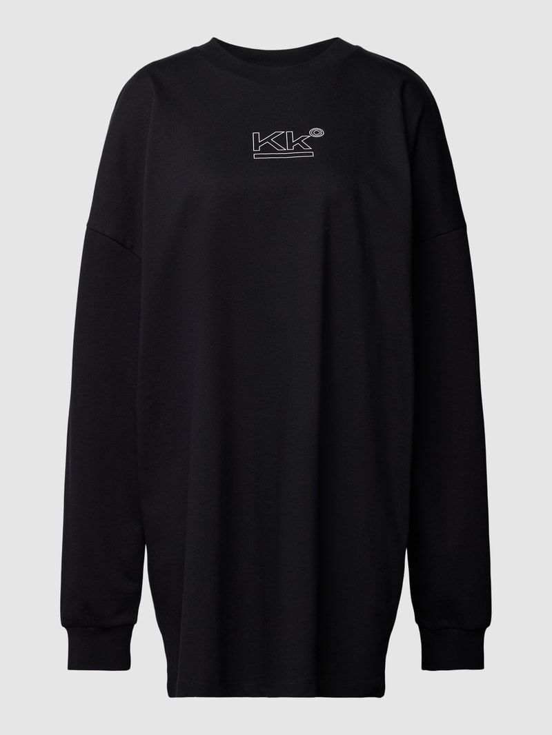 Sweatkleid mit überschnittenen Schultern in schwarz