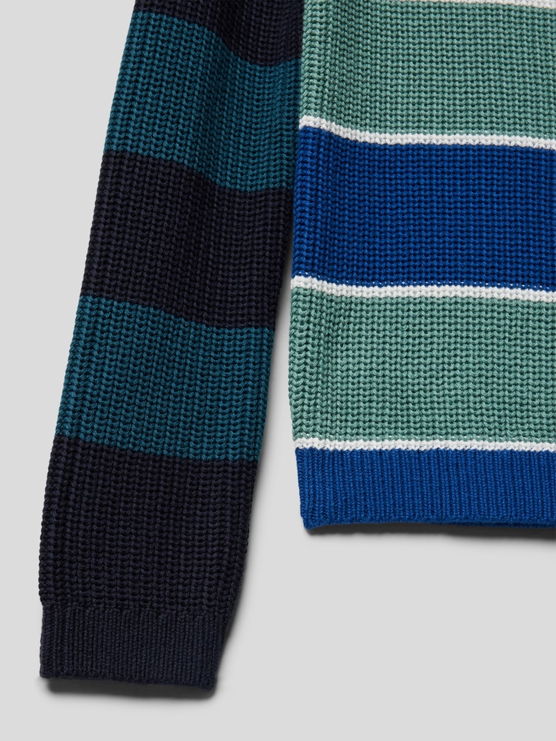 Strickpullover mit Blockstreifen in schilf