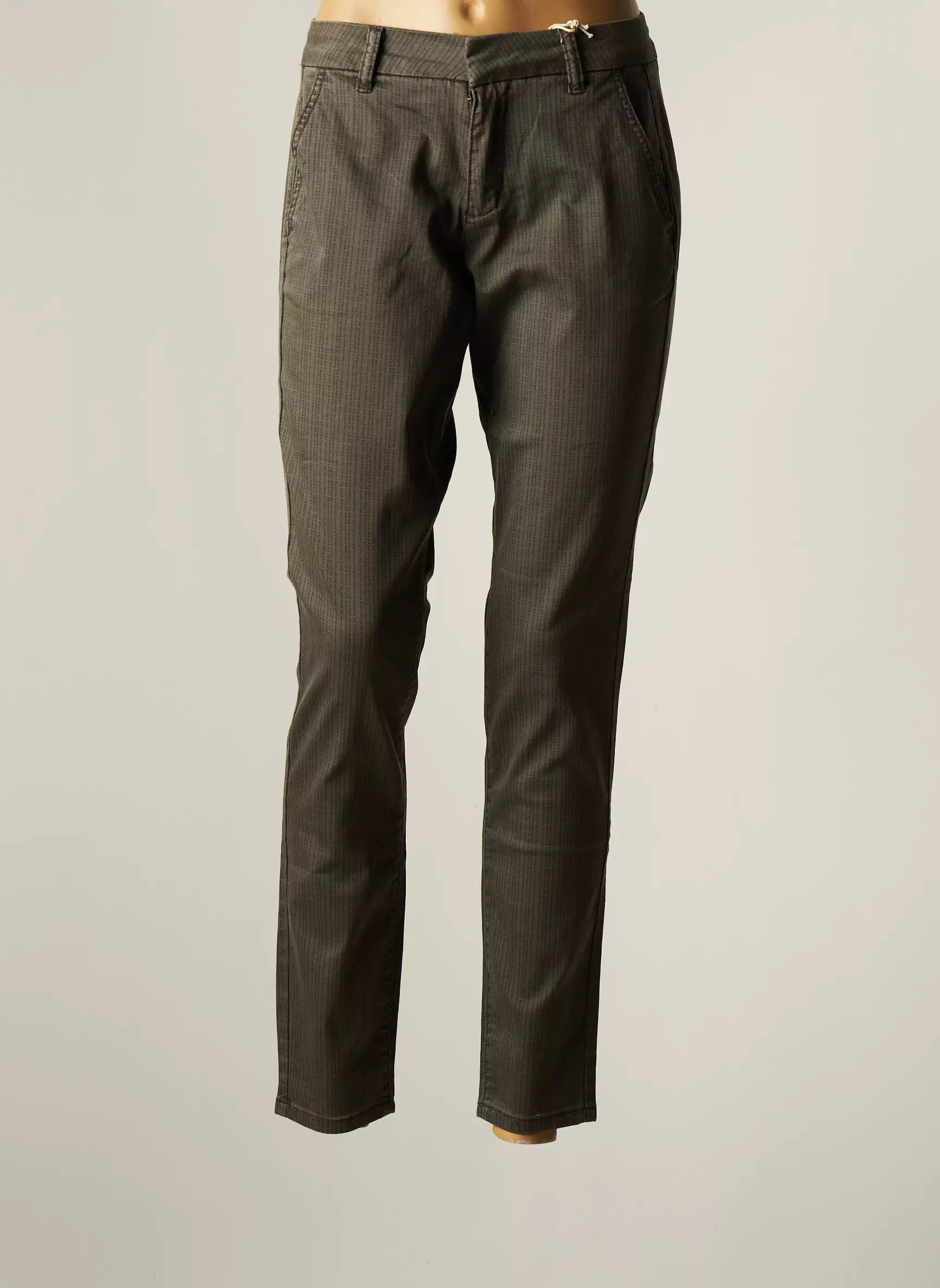 Cream Pantalons Chino Femme couleur gris