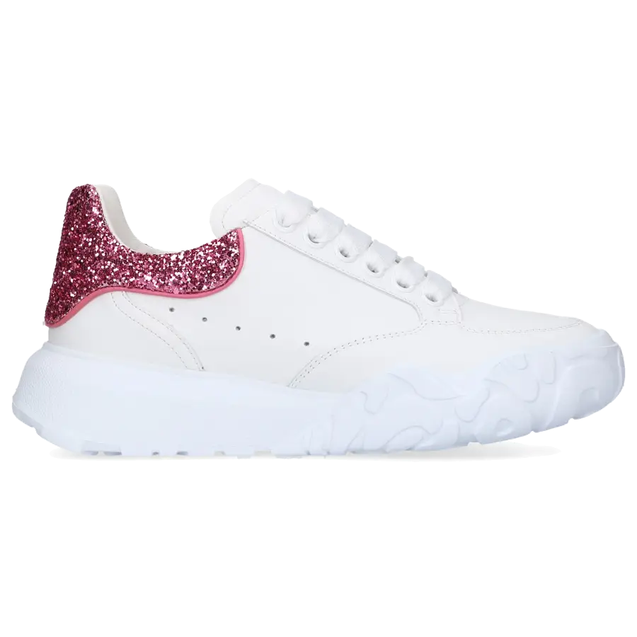 Alexander McQueen - Sneaker low NEW COURT Kalbsleder - weiß