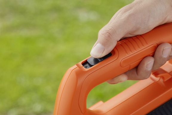 Black & Decker BEBL185-QS Axial-Laubbläser 1850 Watt