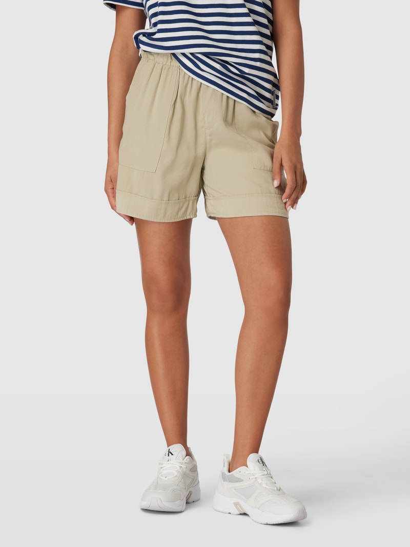 Shorts mit französischen Eingrifftaschen Modell 'ARIS' in schilf