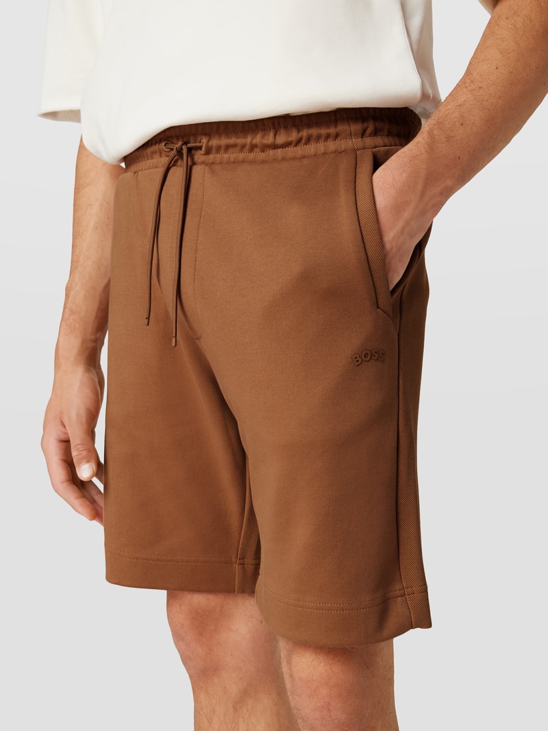 Shorts mit Label-Detail Modell 'Headlo Curved' in hellbraun