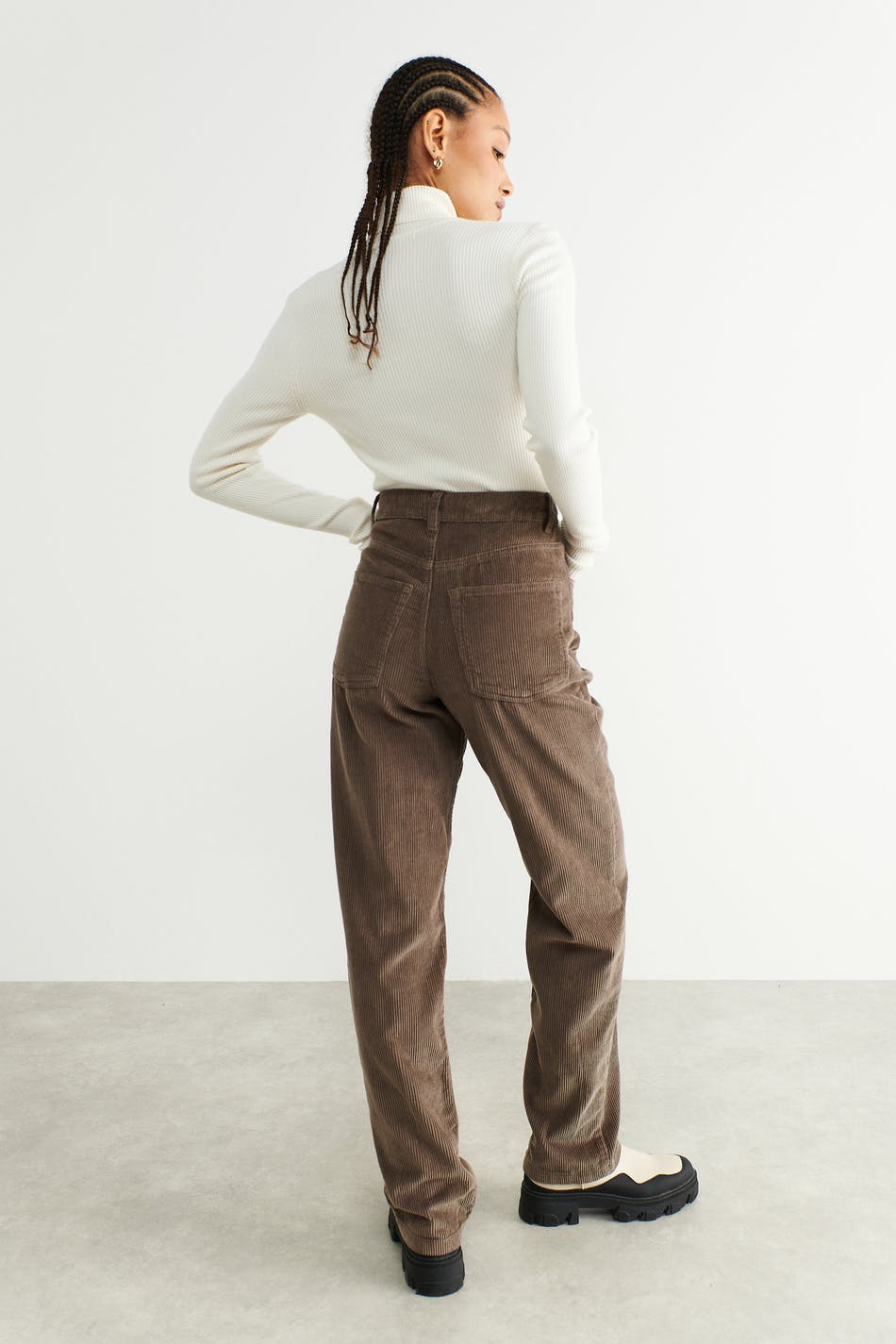 Straight cord trousers