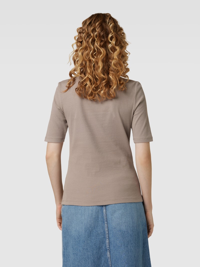 T-Shirt in Feinripp-Optik in taupe