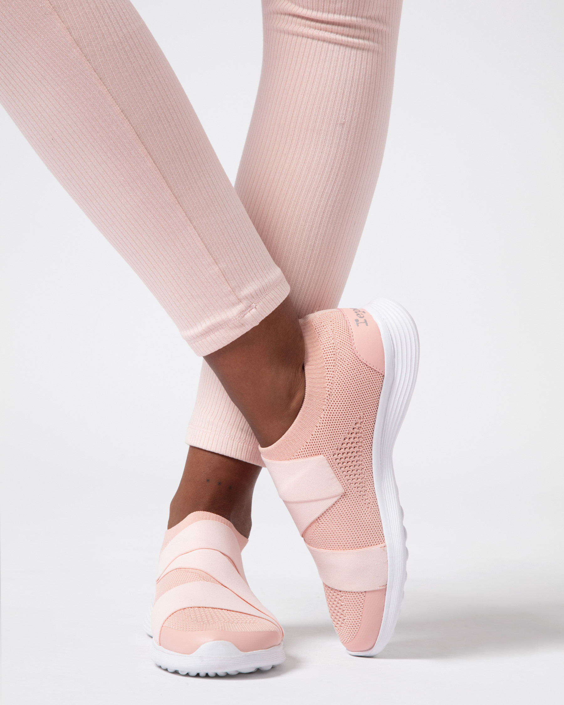 Ruban dance sneakers