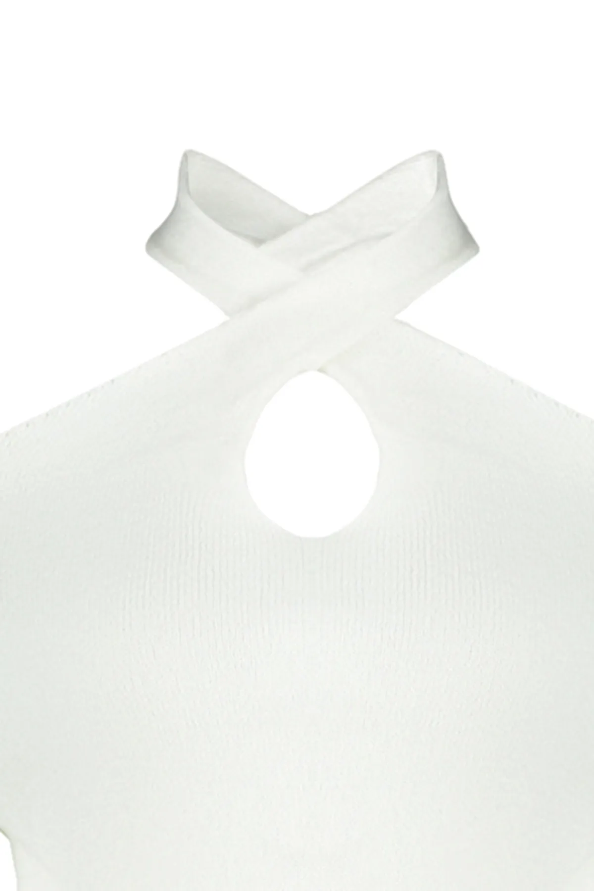 Trendyol Collection  Ecrufarbener Strickpullover mit weicher Struktur und Fenster/Cut-Outs TWOAW24KZ00166