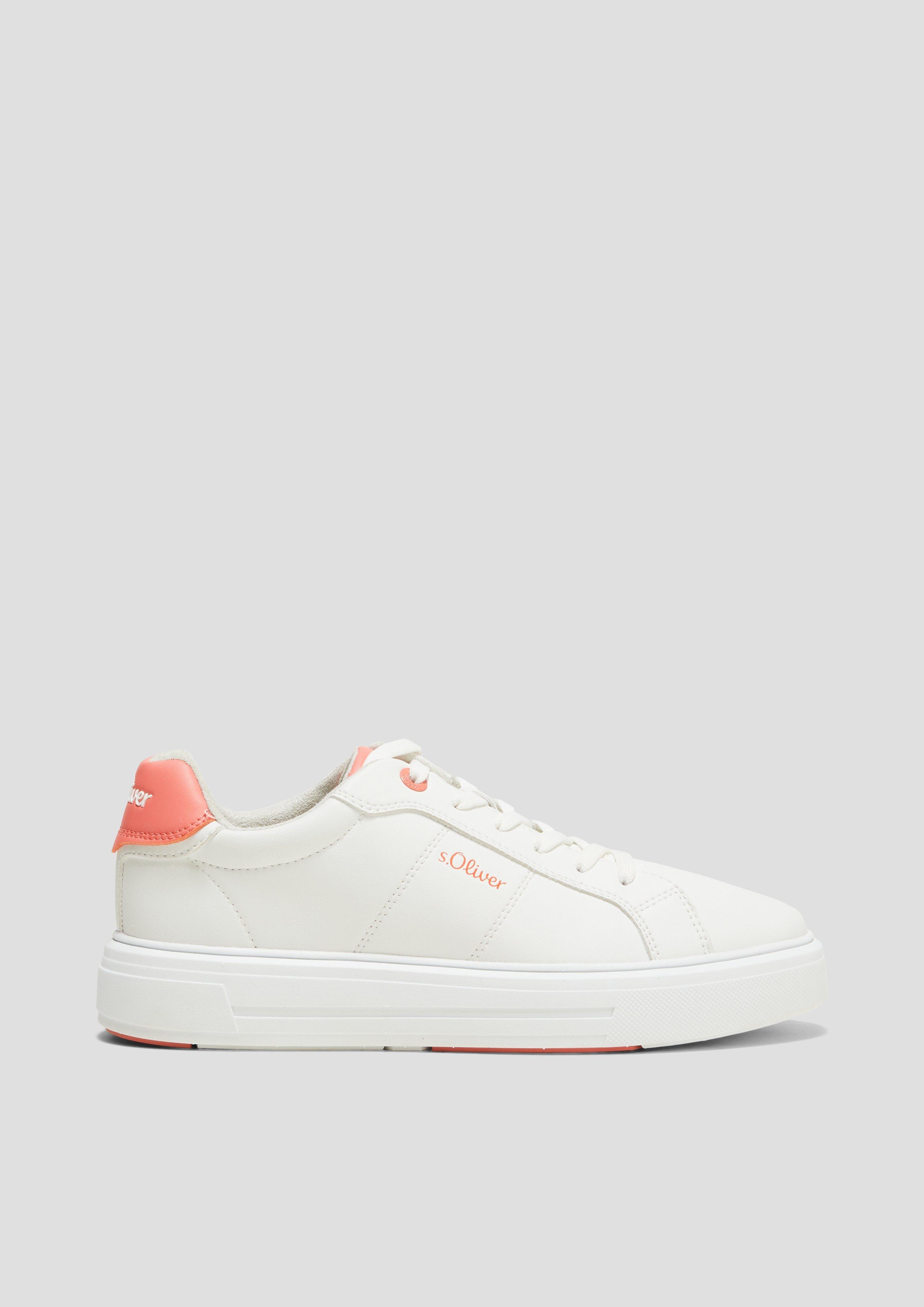 Sneaker in cleanem Design  6008798-156