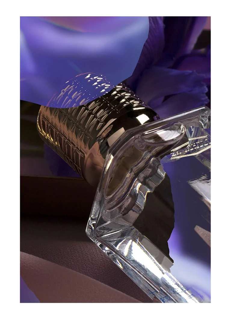 Ex Nihilo Iris porcelain Eau de Parfum