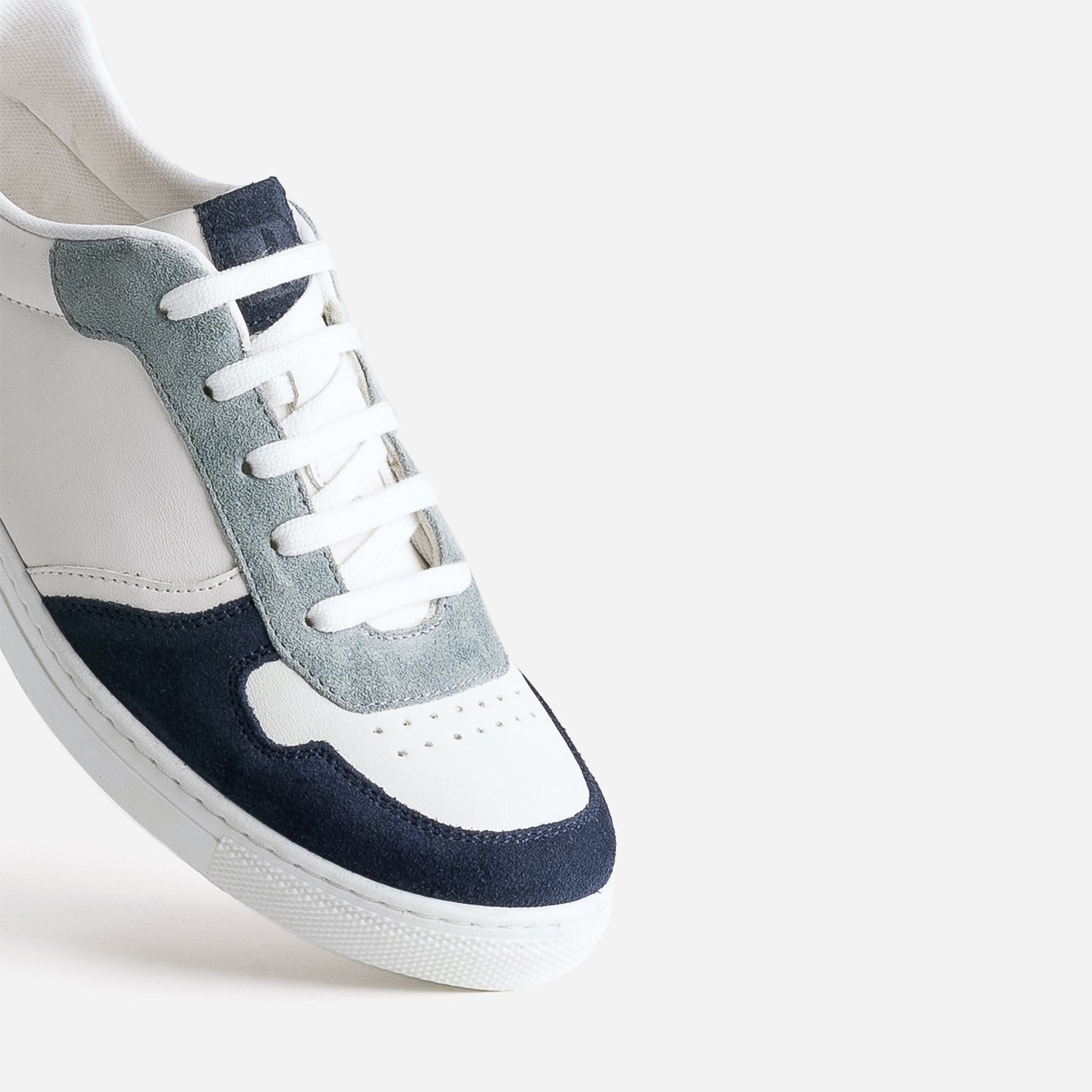 Tennis BUGGY blanche, marine et bleu grisé
