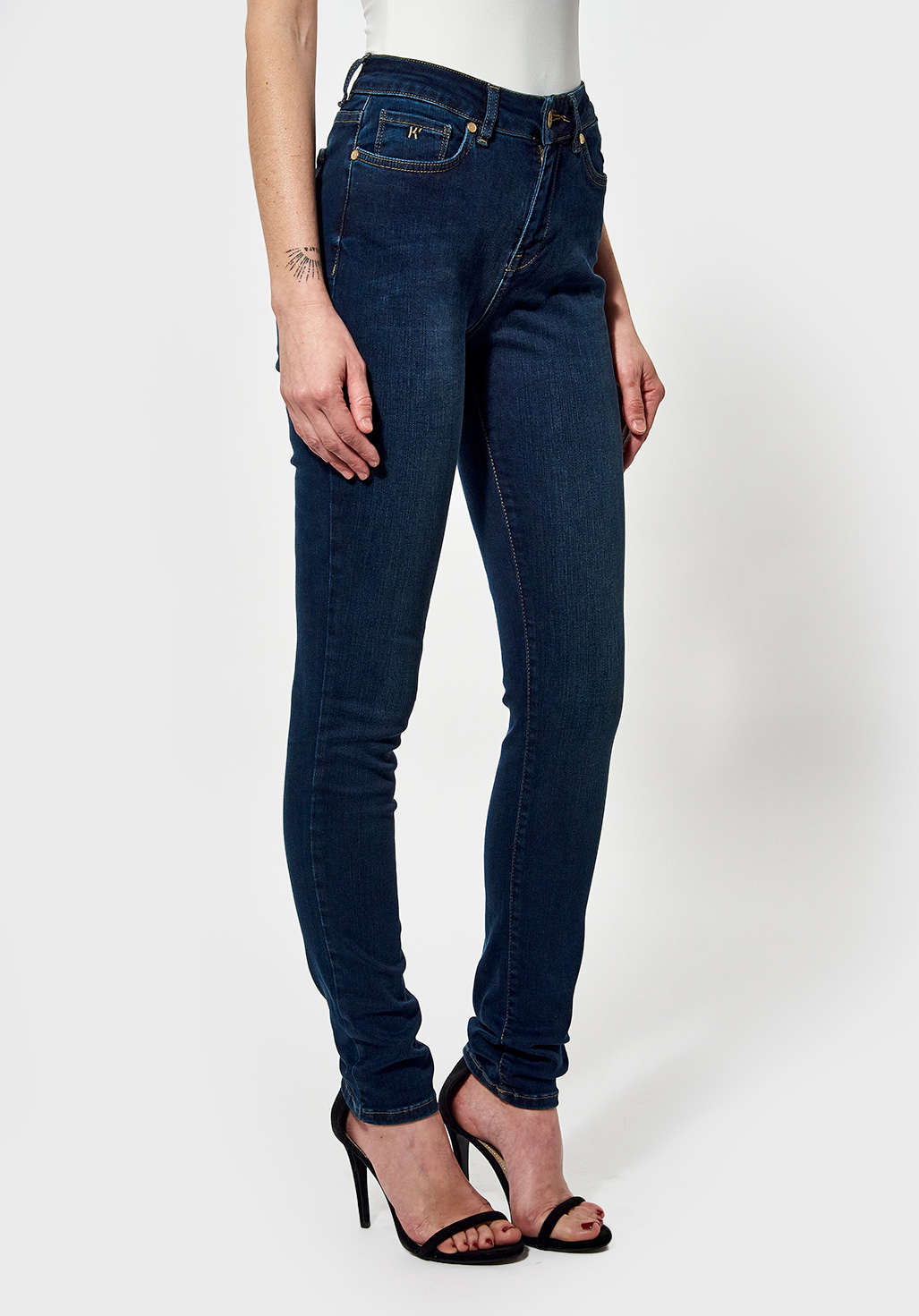 JENAA  Jean skinny Femme bleu légèrement délavé