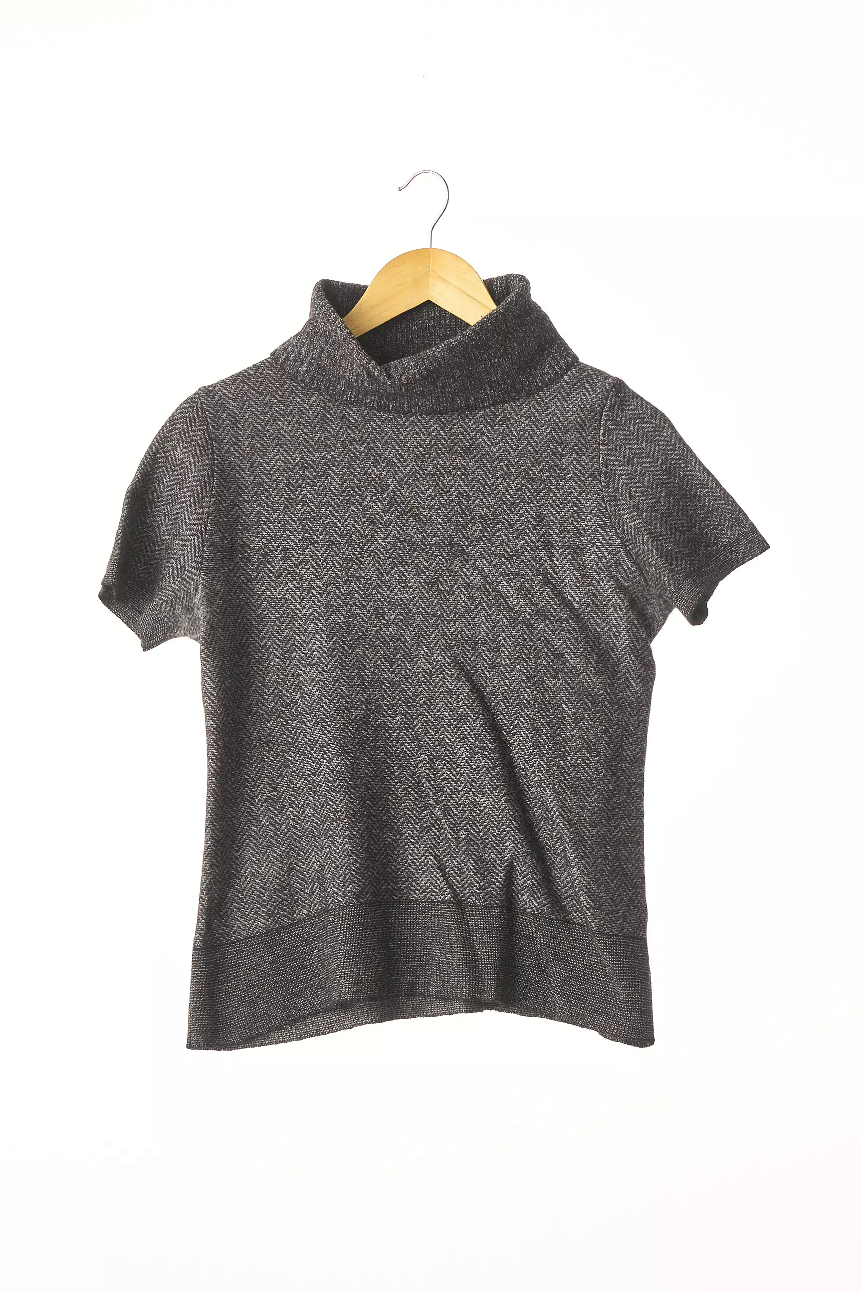 Ermanno Scervino Cols Roules Femme couleur noir