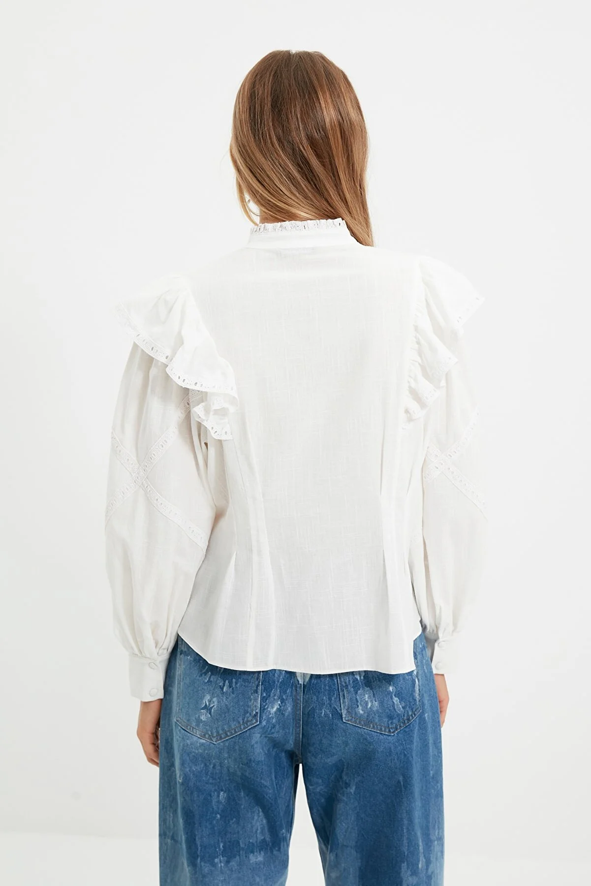 Trendyol Collection  Hemd mit Ecru-Accessoires TPRAW22GO1089