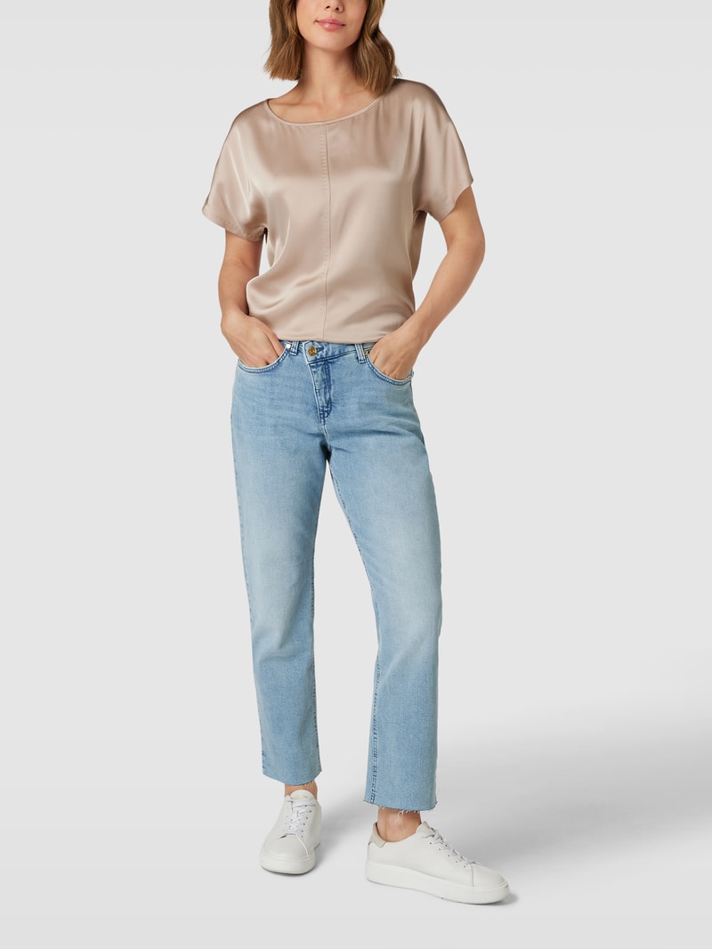 Jeans mit Label-Patch Modell 'CRISSCROSS' in hellblau