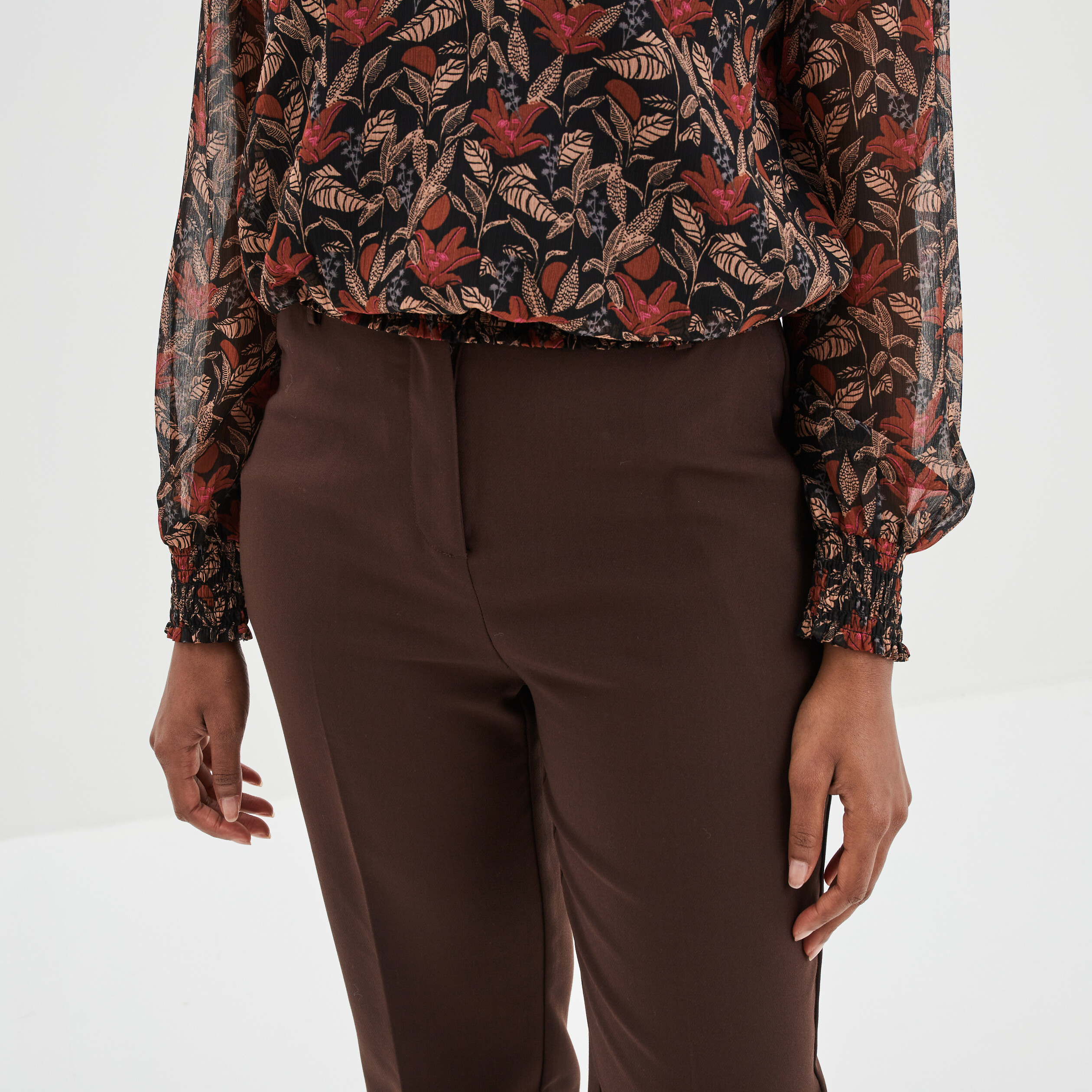 Pantalon city droit à pinces marron foncé femme | La Halle