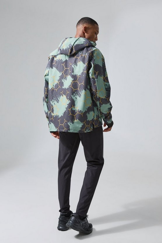 Man Active Windbreaker mit Camouflage-Print