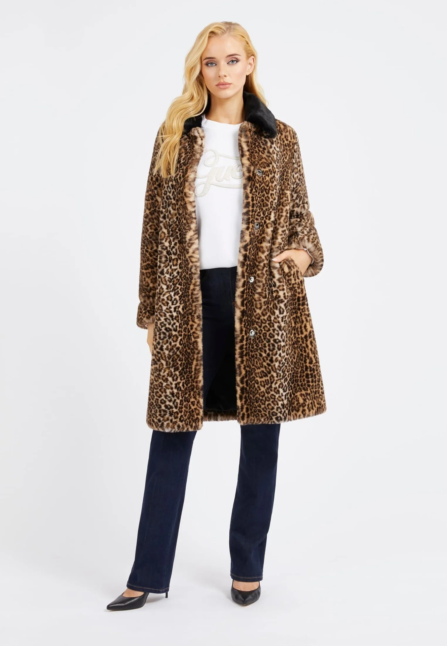 Abrigo de invierno Guess