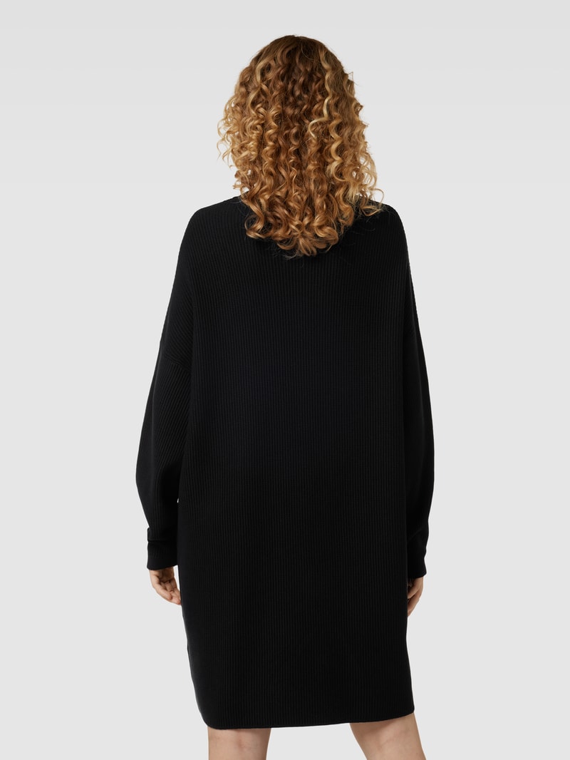 Strickkleid aus Baumwolle mit Rundhalsausschnitt in schwarz