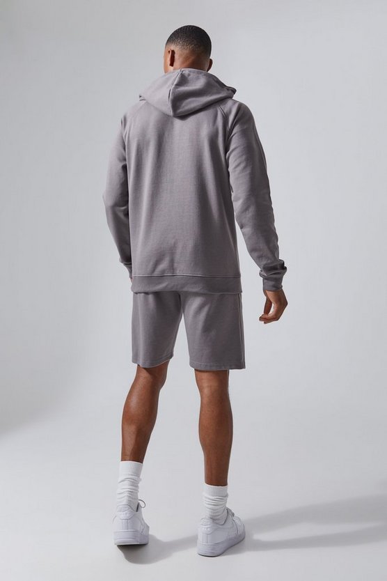 Man Active Hoodie und Shorts